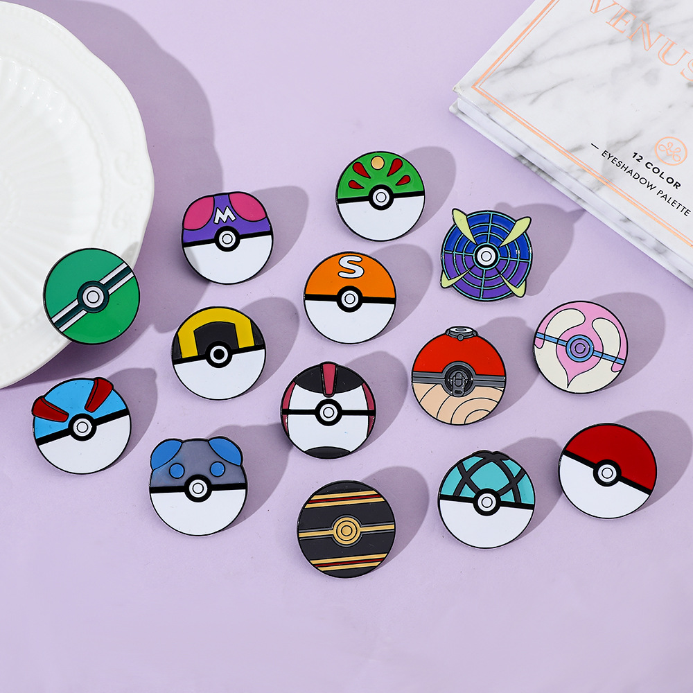 Anime Ball Cartoon Enamel Pins - Pokeball Cosplay Prop reseña y precio