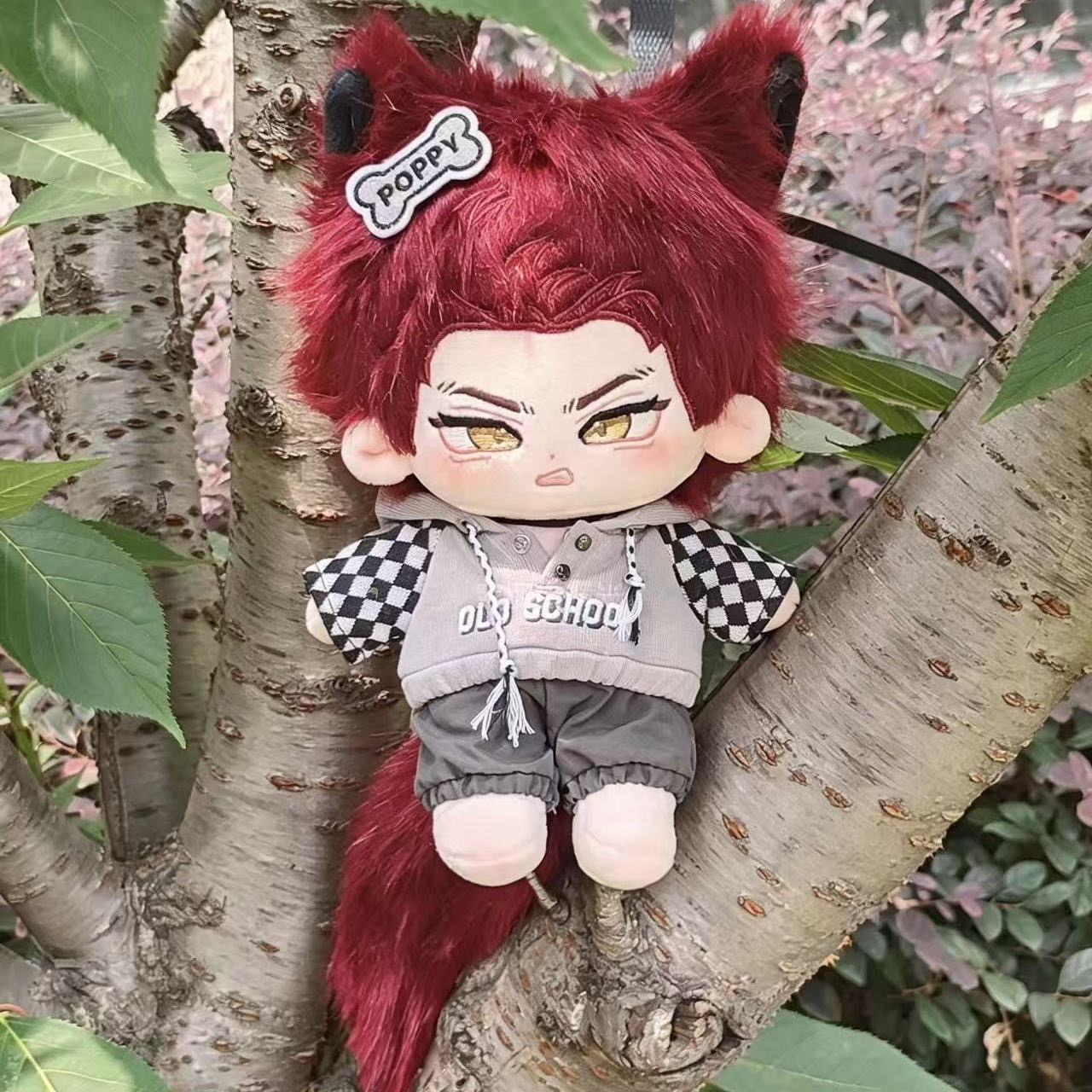20cm Anime Love and Deepspace  - Cosplay Plushie Prop reseña y precio